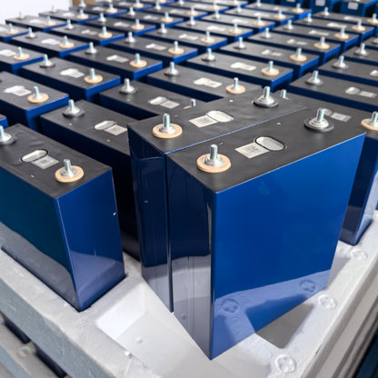 PL Stock DDP Lithium Lifepo4 REPT 3.2V 324Ah Prismatic Lifepo4 Battery Cell 3.2v Akku